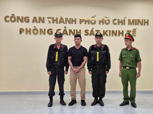 Đưa hối lộ 8 tỷ đồng, Lương Bằng Quang đối diện án phạt ra sao?