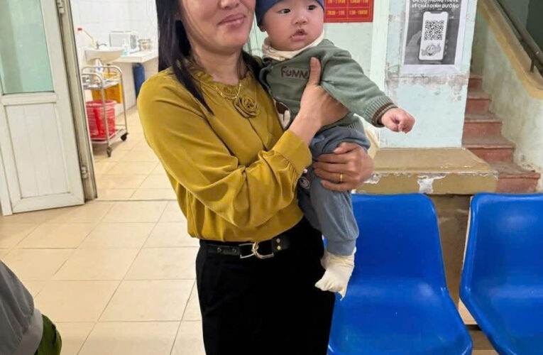 Đạo Trù: Xót xa em bé 5 tháng tuổi bị bỏ rơi trước cổng trường mầm non Tân Đồng