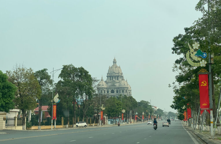Phú Thọ hướng dẫn ngăn ngừa, thu gom người lang thang xin ăn