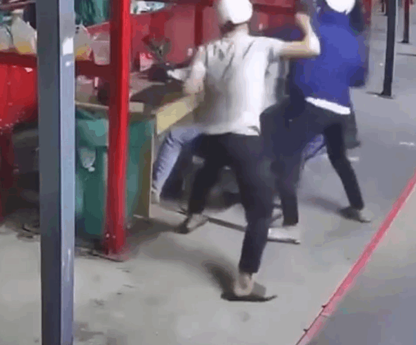 Full vjdeo: 2 thanh niên quay lại Cty cũ …Tổ trưởng … TV tại chỗ – Cân nhắc khj xem